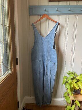 Light Wash Denim Overalls Wide Leg Utility Jumpsuit Adjustable Straps Size S
